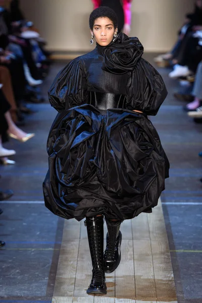 Look 37